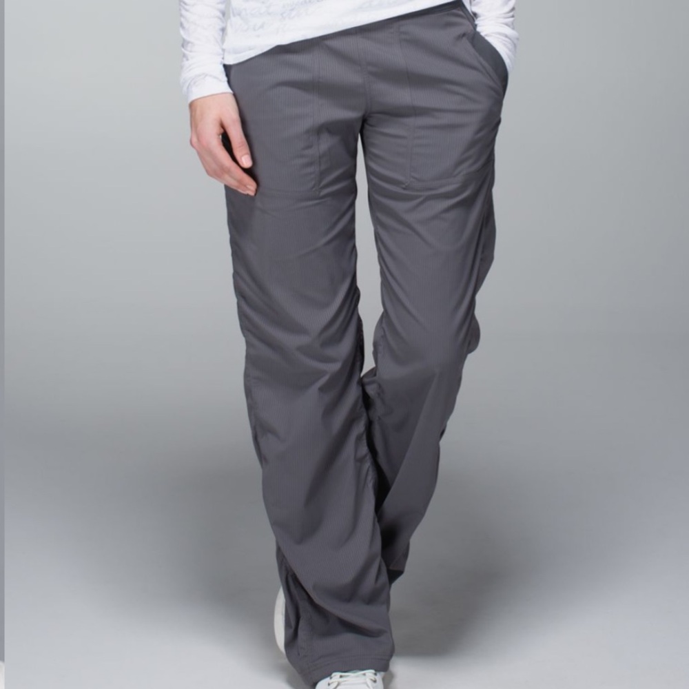 Lululemon Studio Pant  size 2